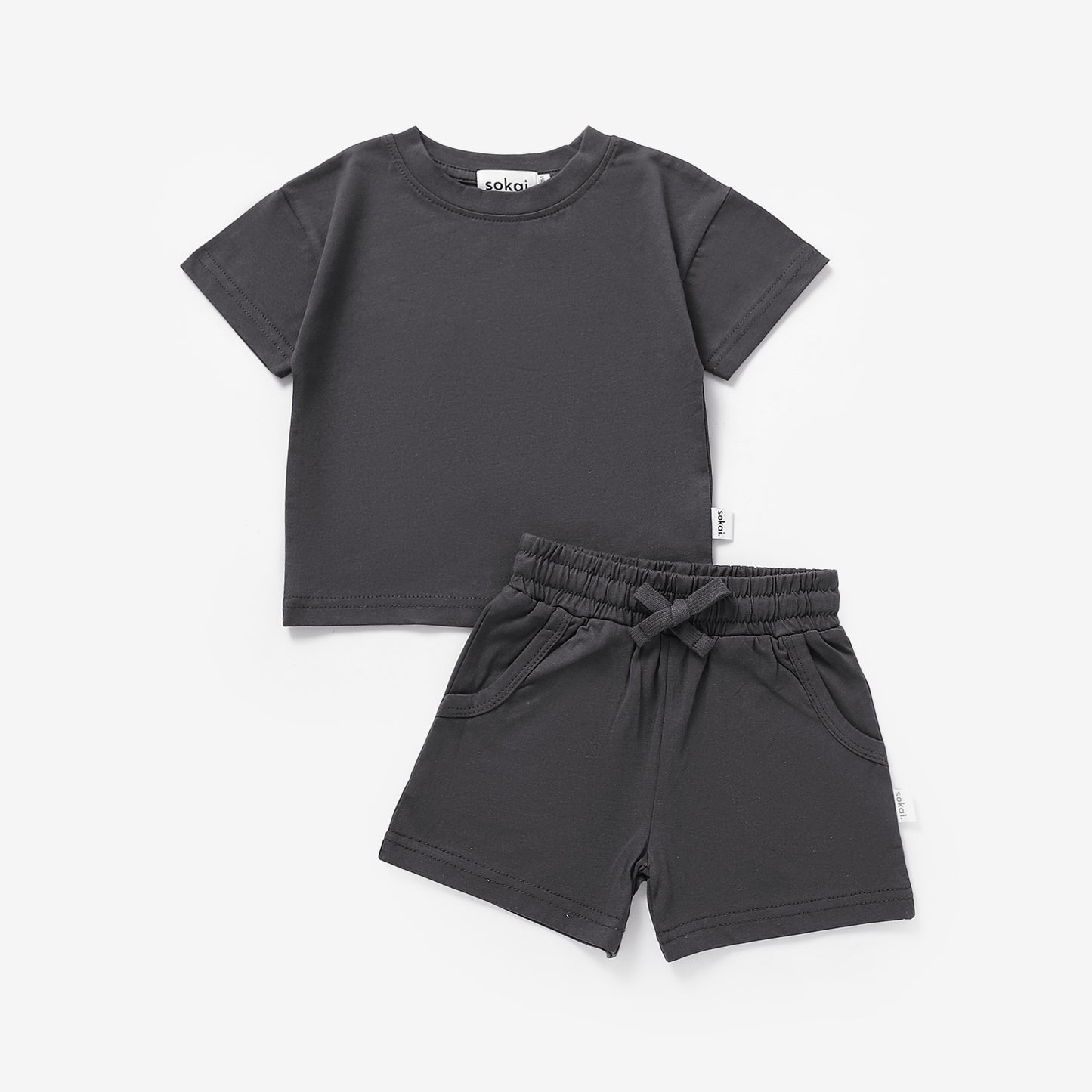 summer t-shirt sets.